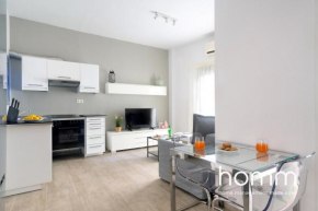 Exquisite Downtown homm 2BDR Evinou str